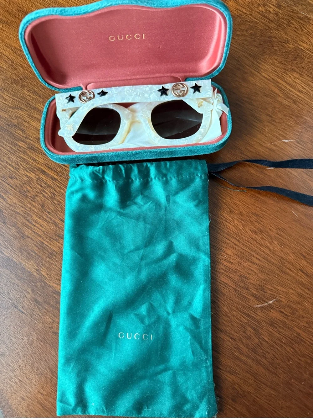 Gucci Ivory Marbled Oversized Sunglasses with Gold Logo and Black Star Accents
